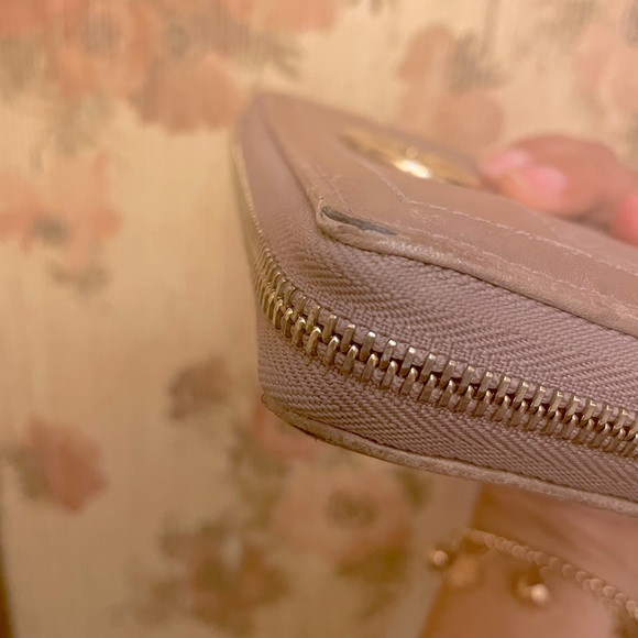 Gucci light champagne pink Leather long Wallet - Picture 10 of 13